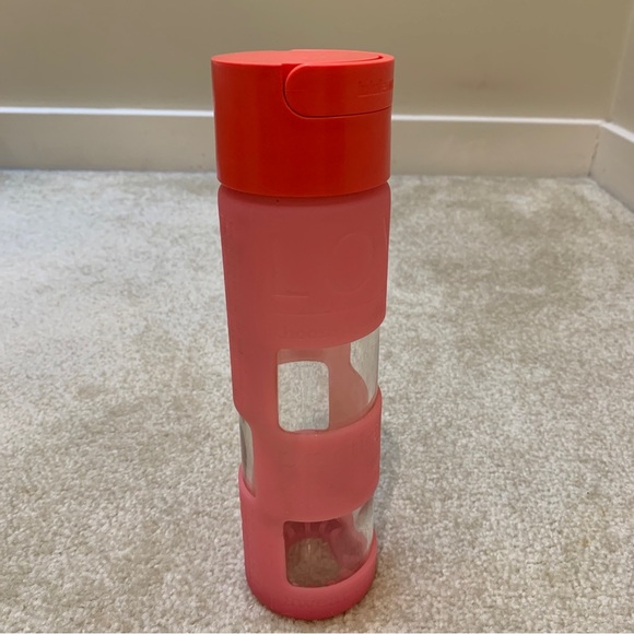 Lululemon Athletica 16 Oz Pink Glass Water Bottle Silicone Sleeve Love Yoga - Picture 2 of 15